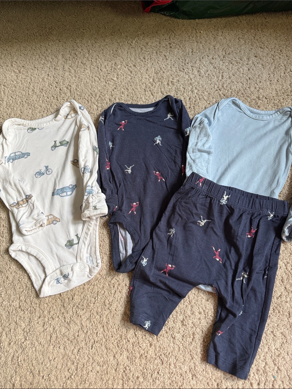3 long sleeve purely soft onsies with 1 pair of long pants size 3 months